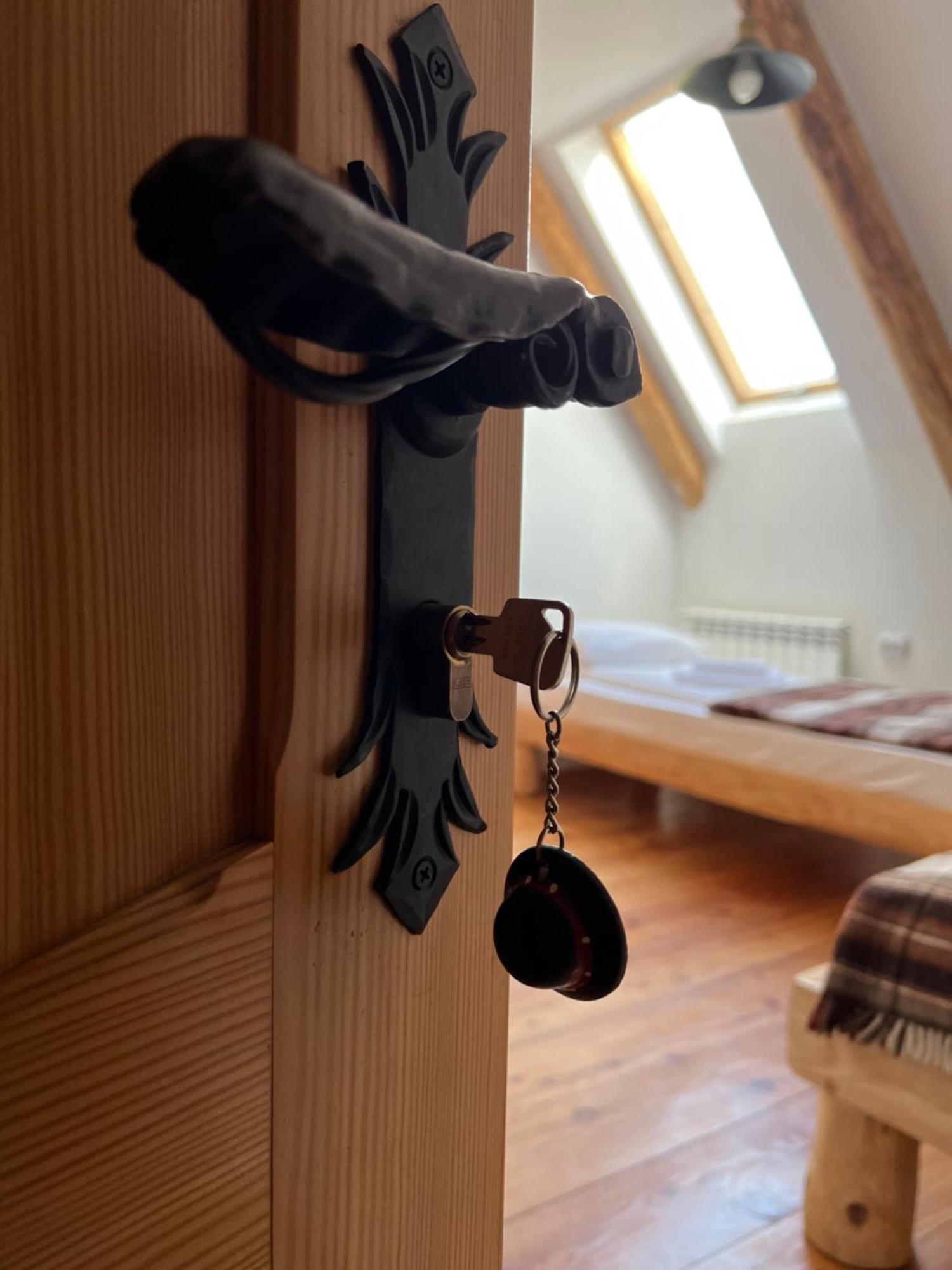 Ku Sosnie Apartment Bukowina Tatrzanska Bagian luar foto
