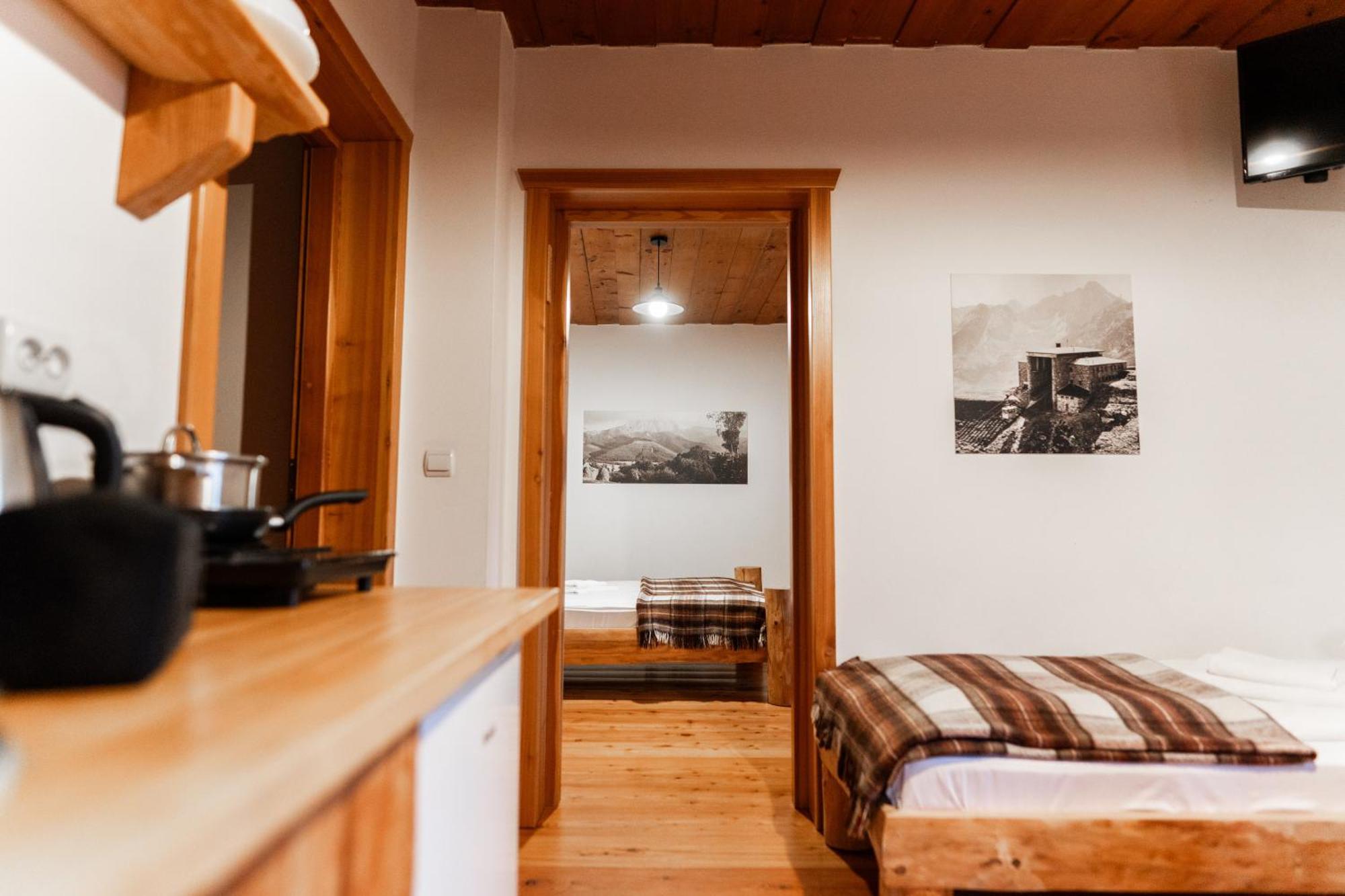 Ku Sosnie Apartment Bukowina Tatrzanska Bagian luar foto