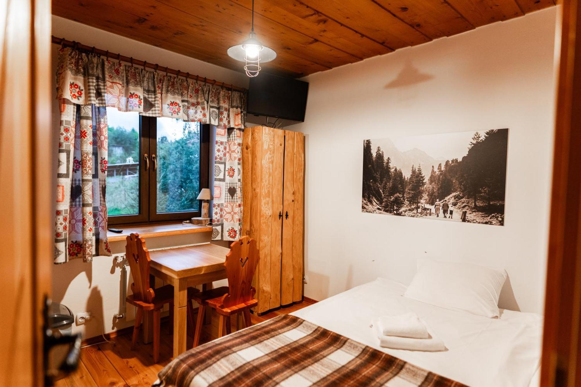 Ku Sosnie Apartment Bukowina Tatrzanska Bagian luar foto