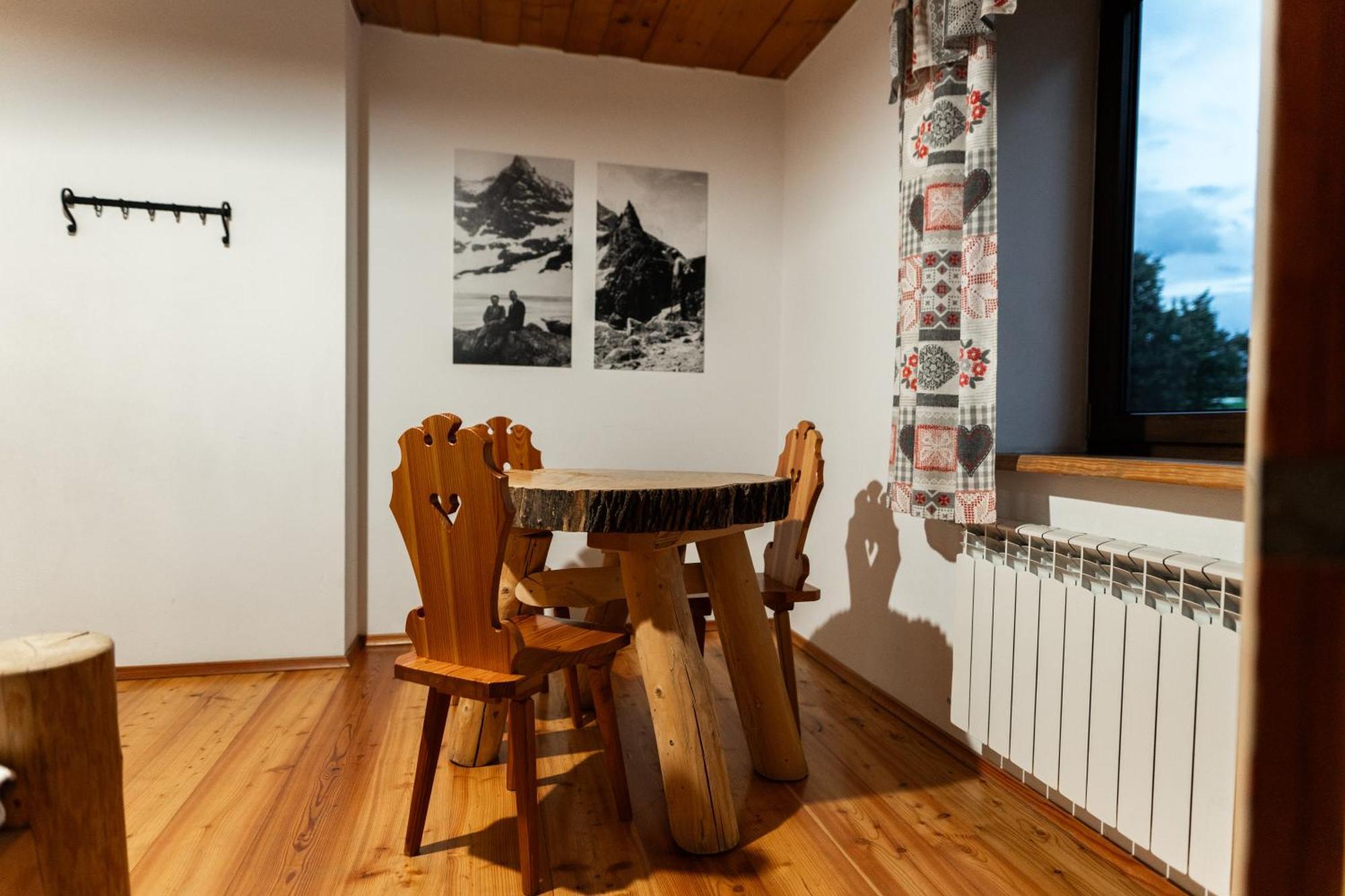 Ku Sosnie Apartment Bukowina Tatrzanska Bagian luar foto