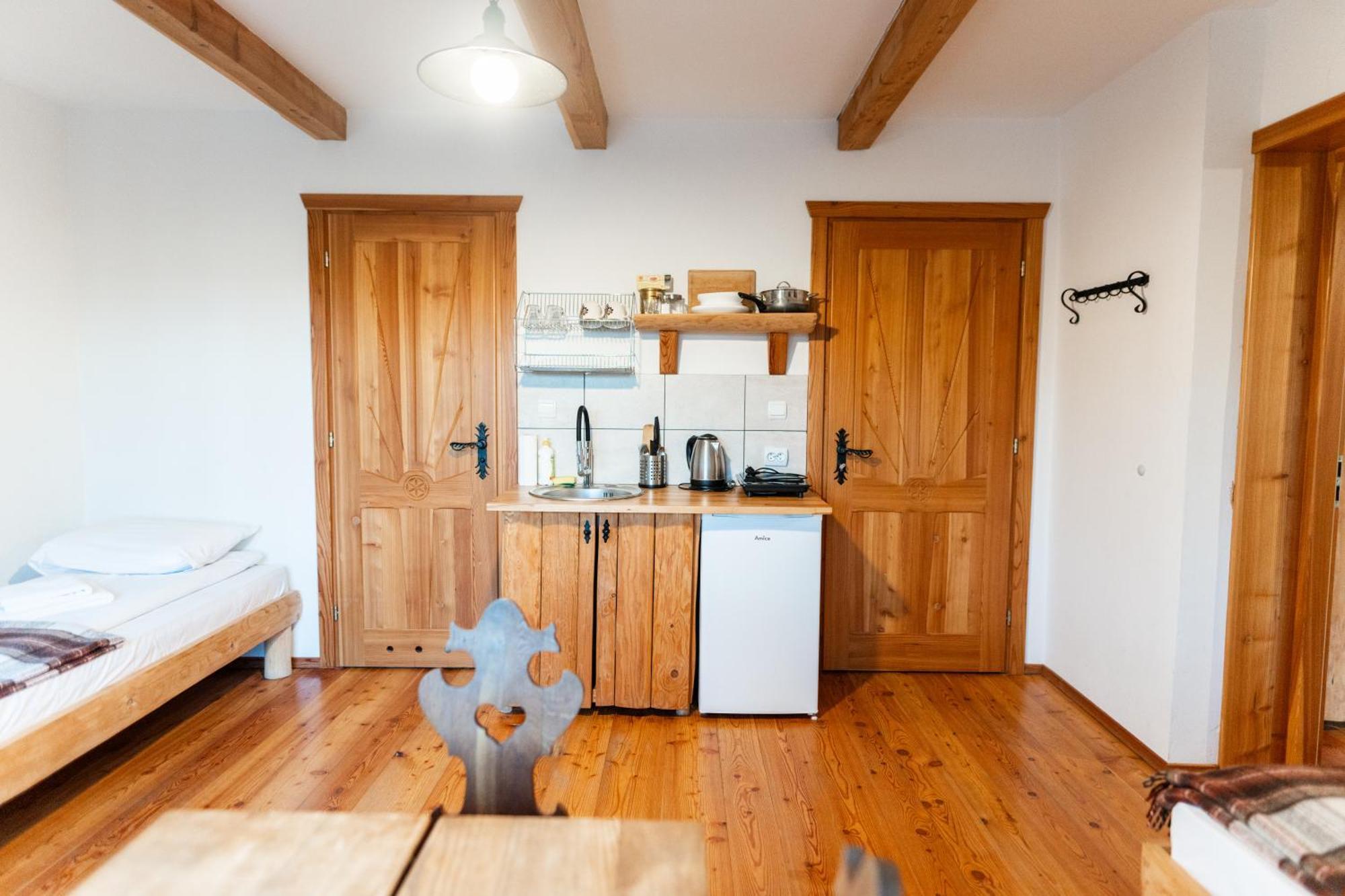 Ku Sosnie Apartment Bukowina Tatrzanska Bagian luar foto
