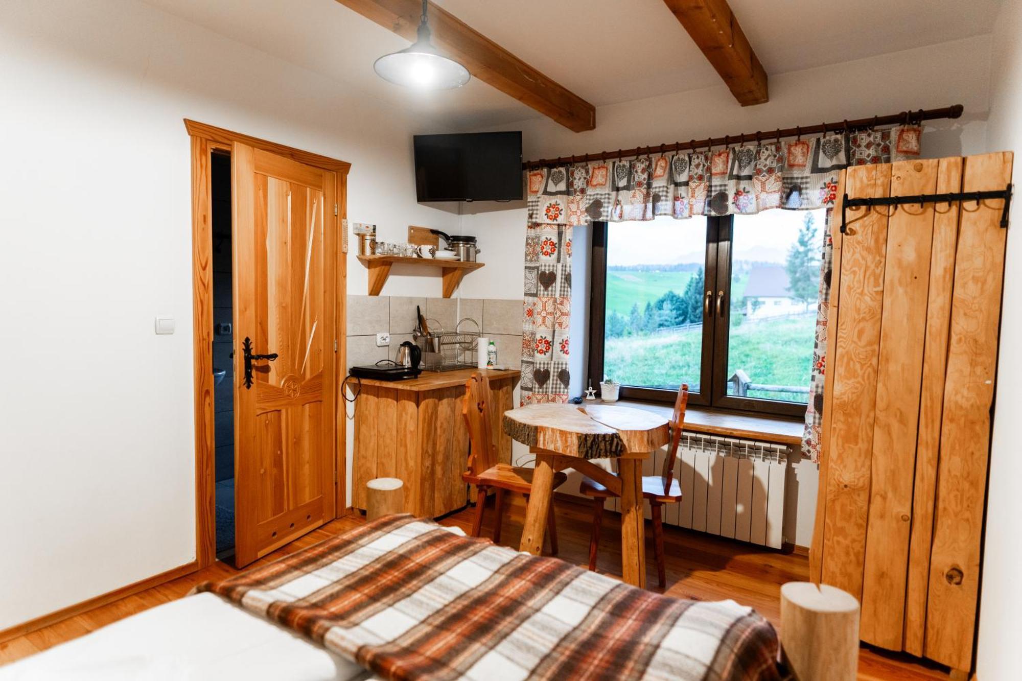 Ku Sosnie Apartment Bukowina Tatrzanska Bagian luar foto