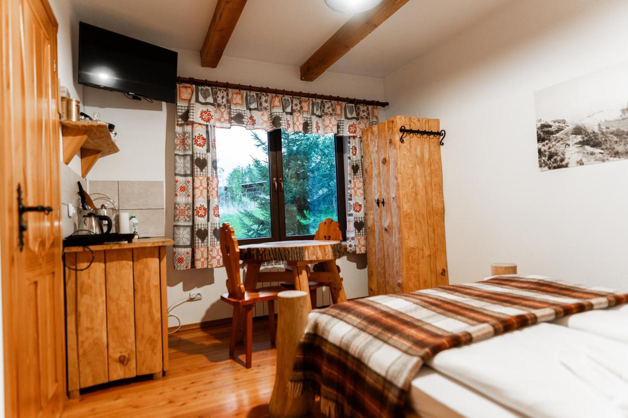 Ku Sosnie Apartment Bukowina Tatrzanska Bagian luar foto